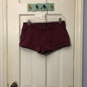 Hollister low rise red wine shorts